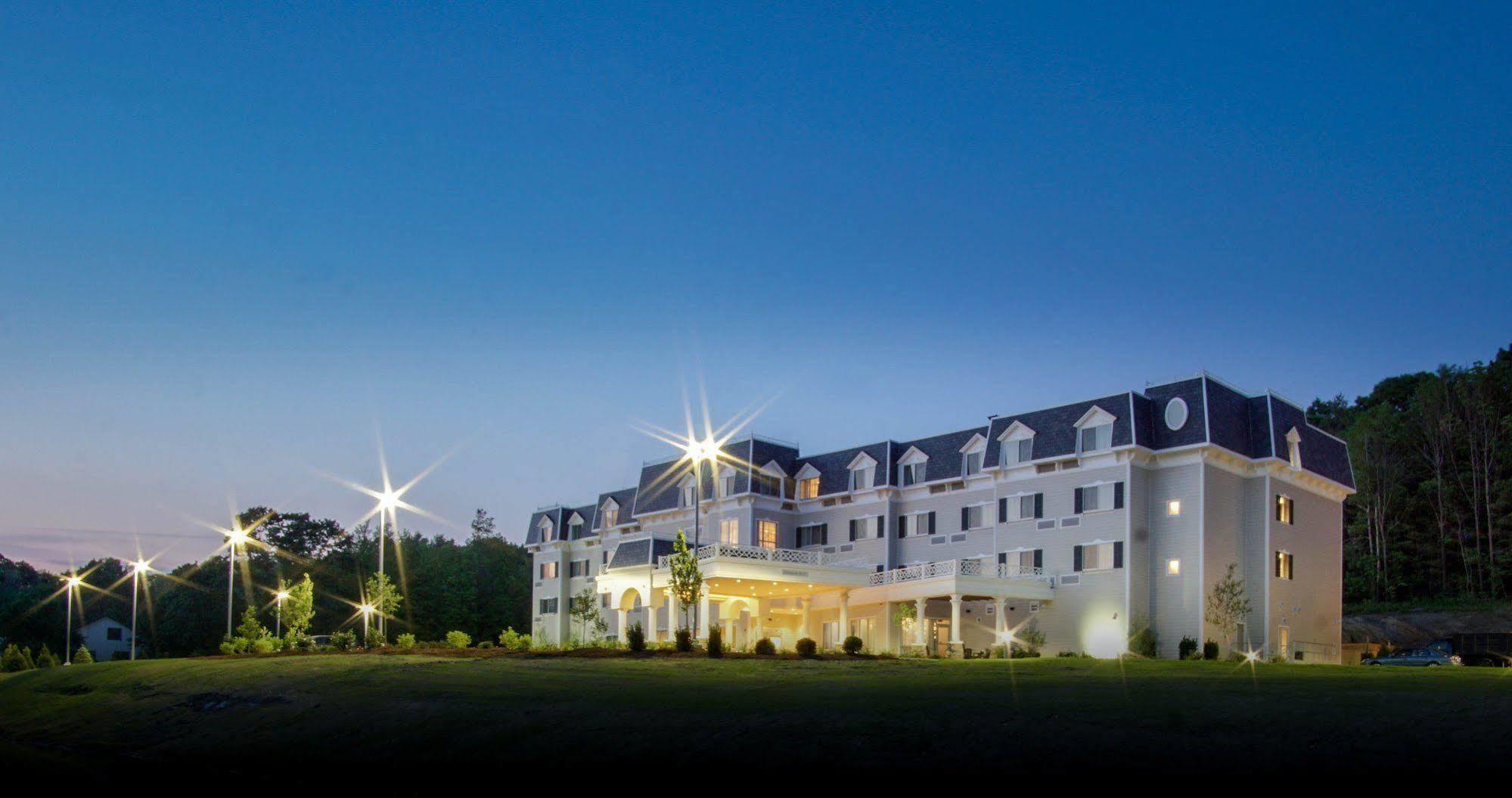 Courtyard By Marriott Lenox Berkshires Hotel Buitenkant foto